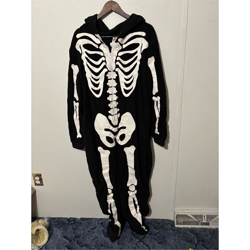 Brand New Spooktacular Creations Adult XL Black White Skeleton Halloween Costume